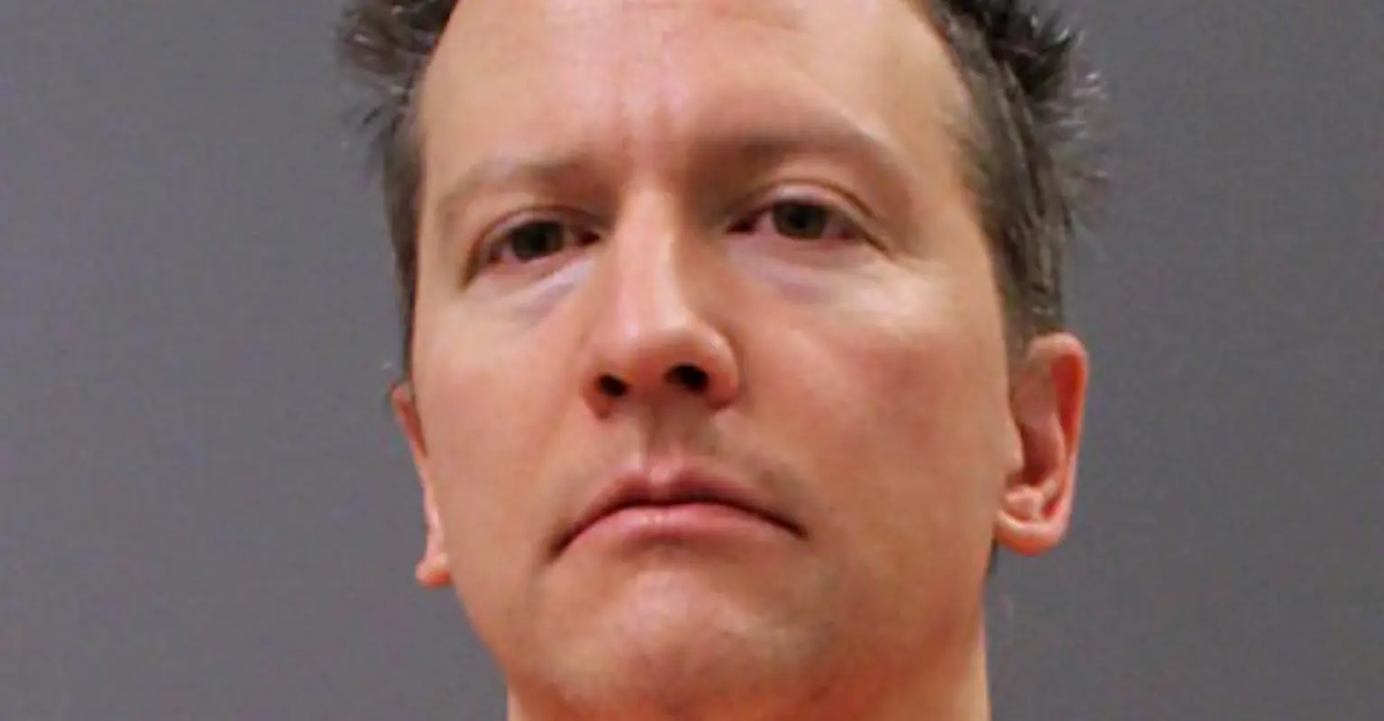 Derek Chauvin's furious mom speaks out about son's stabbing - says she found out from the news