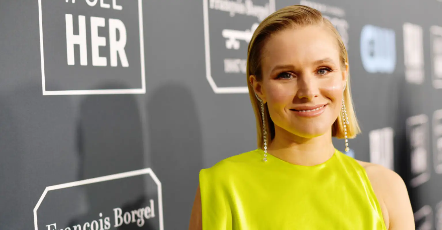 Kristen Bell divides the internet after admitting she told her daughters 'daddy is an addict'