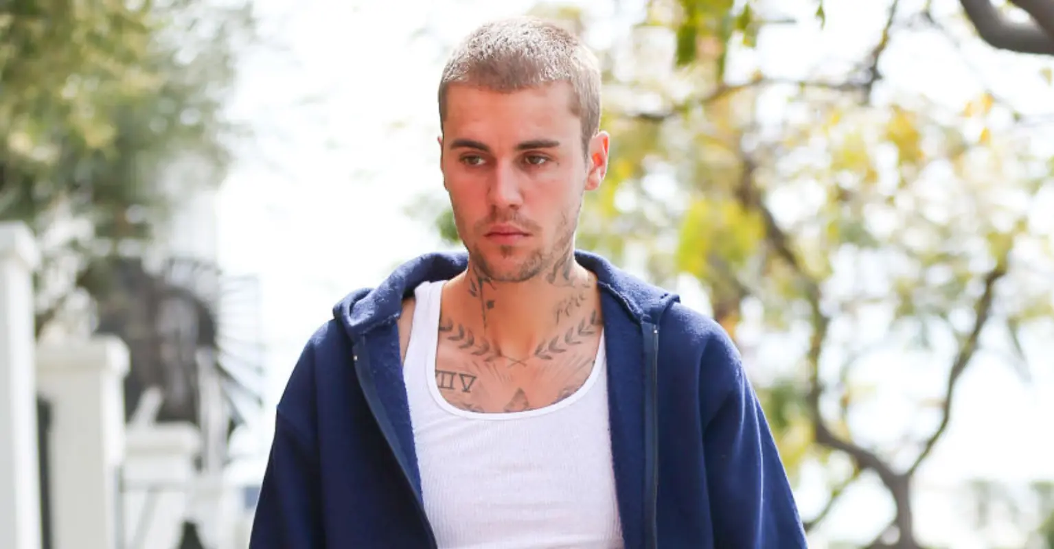 Justin Bieber displays bizarre Halloween costume - but people can't stop staring at his feet