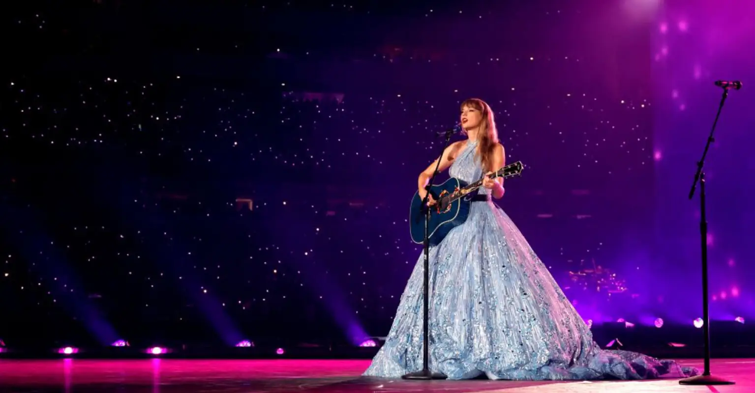 Taylor Swift leaves fans in tears with heartbreaking tribute to fan who died after attending concert