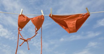Woman is left mortified after realizing her bikini and dress create a very unfortunate optical illusion