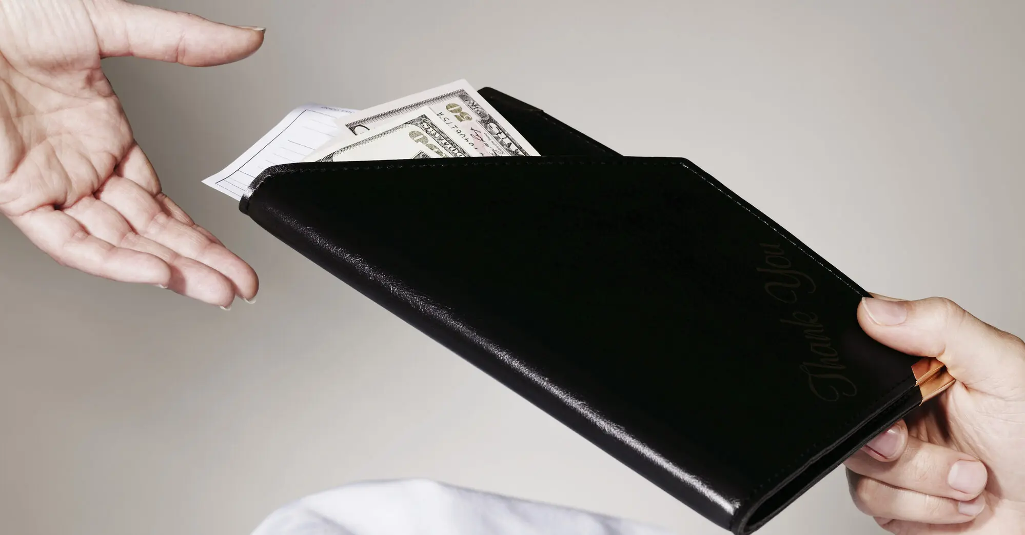 Woman horrified after date leaves her to pay $500 check