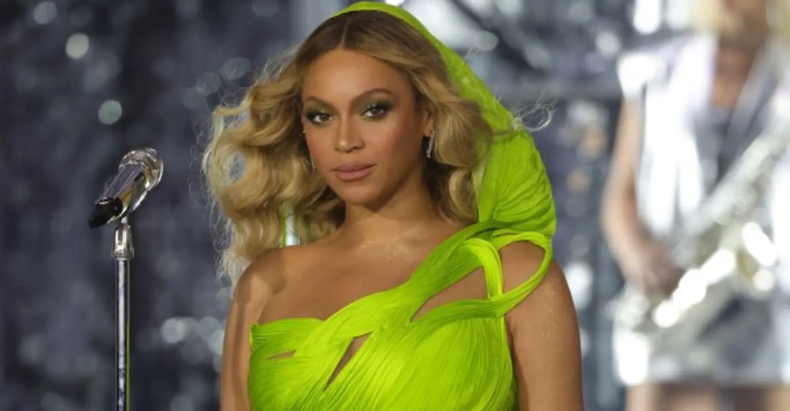 Tina Knowles responds to fans accusing Beyoncé of lightening skin