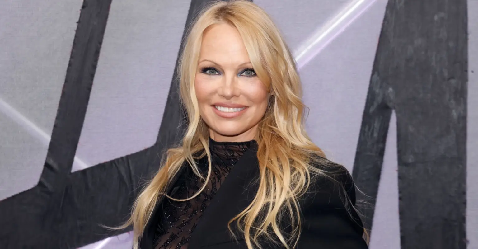 Pamela Anderson praised after making another makeup-free appearance on the red carpet