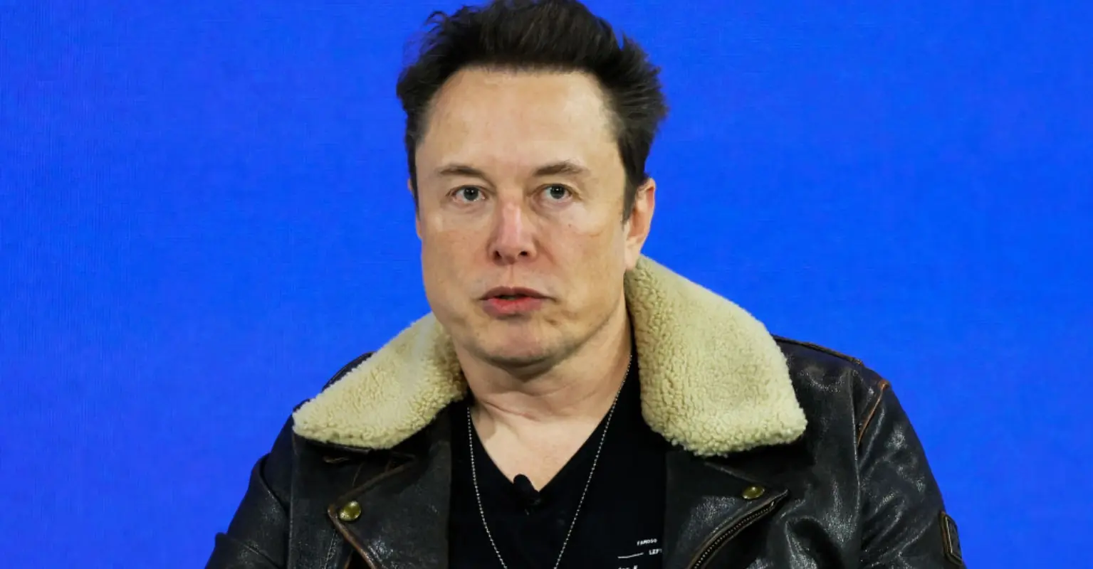 Elon Musk is slammed for giving Taylor Swift unsolicited advice about her career