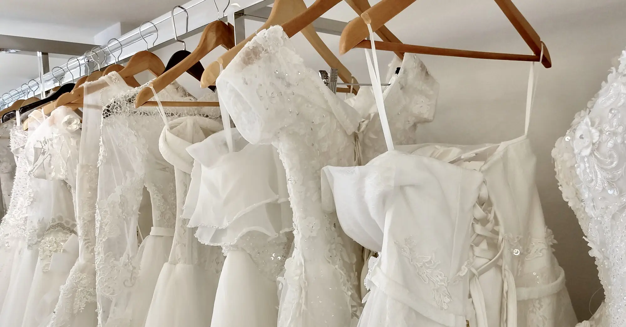 Woman sparks debate after wearing wedding dress on her sister's big day