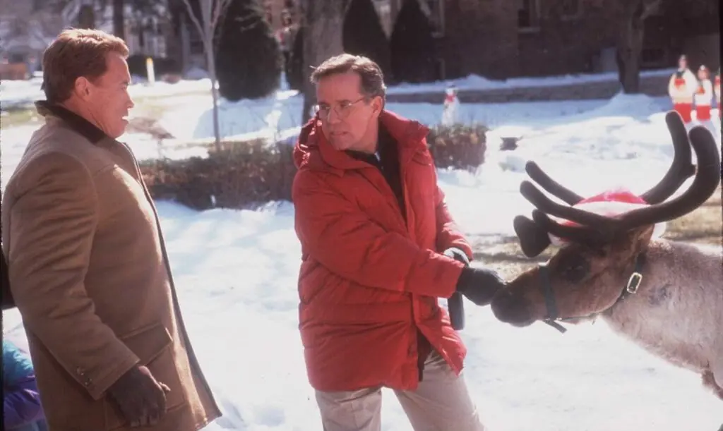 The heartbreaking and tragic death of 'Jingle All The Way' star Phil Hartman - Article Image 1