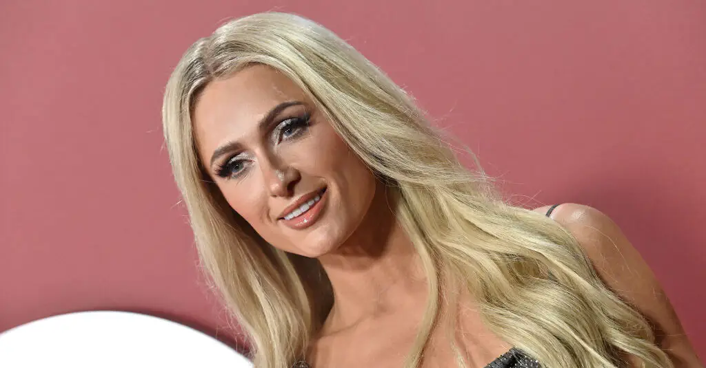 Paris Hilton fans horrified as 'disgusting' house tour video resurfaces