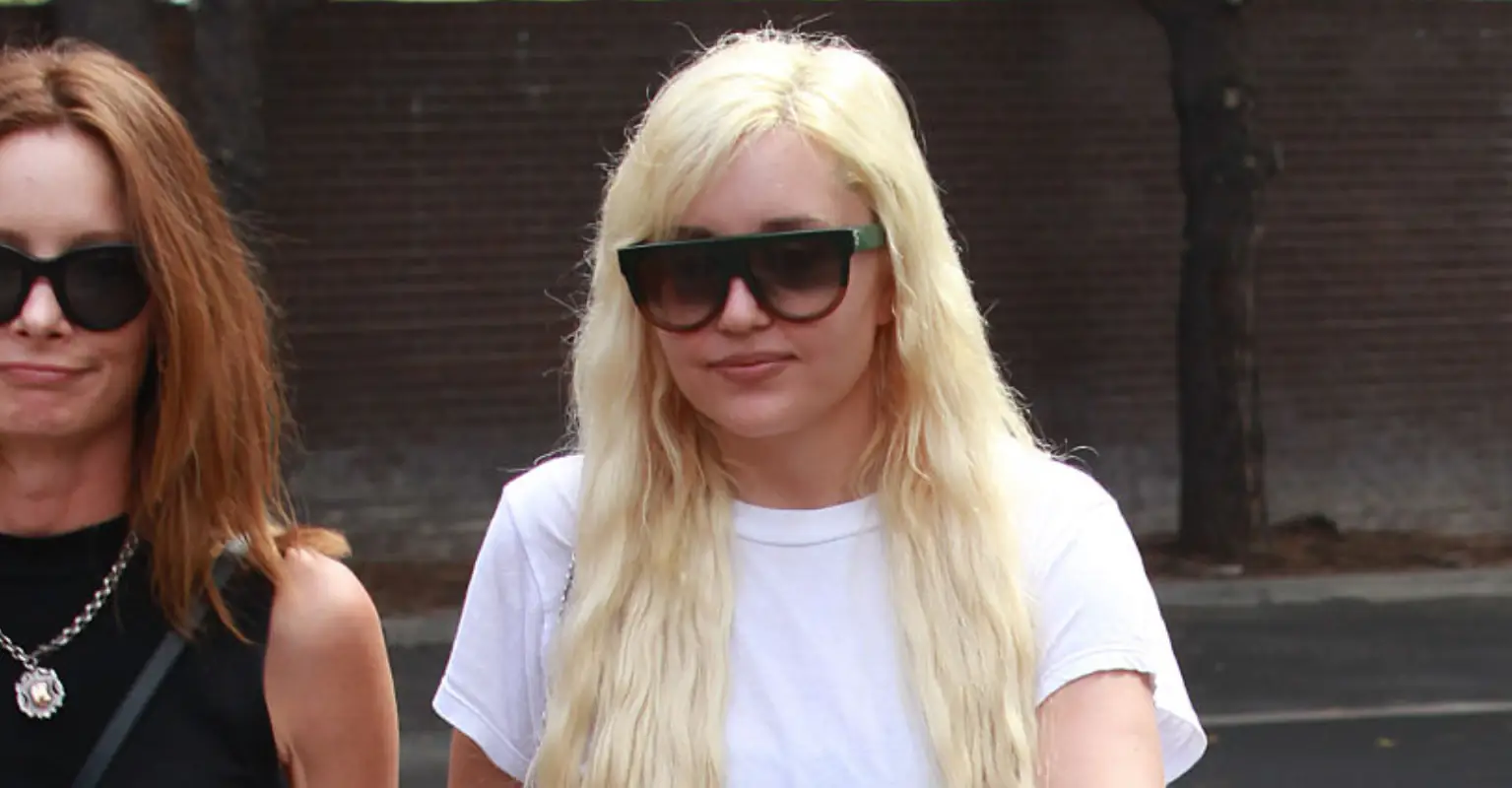 Former child star Amanda Bynes announces surprising career change