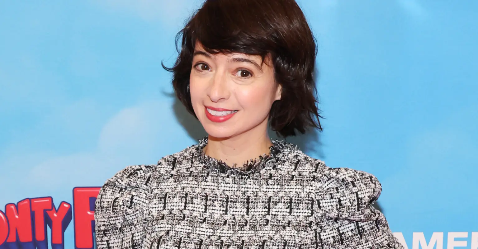 Kate Micucci shares the incredible news that she is now cancer-free