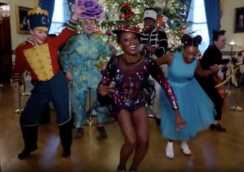 size-large wp-image-1263240533