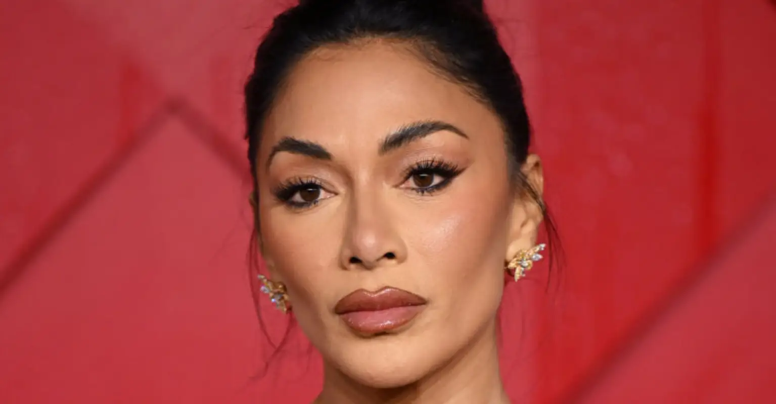 Nicole Scherzinger's dramatic new look leaves people convinced they're looking 'at a Kardashian'