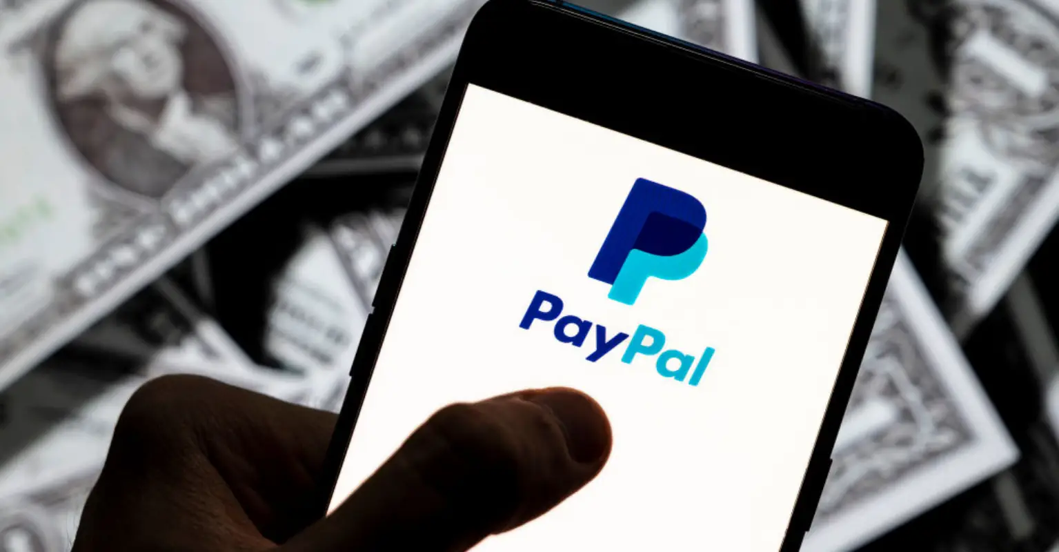 Man became the richest person on the planet after $92 quadrillion was accidentally put in his account