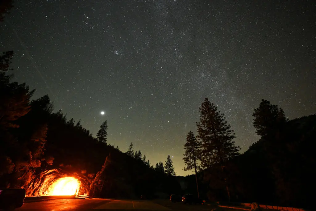 First meteor shower of 2024 will peak tonight - with dozens of meteors expected every hour - Article Image 1