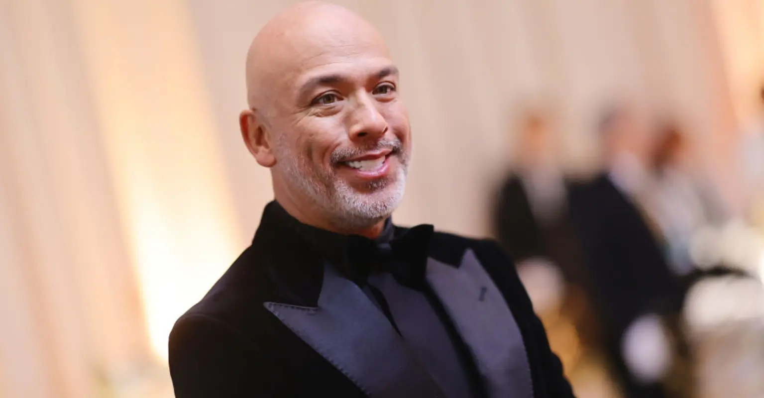Jo Koy defends his Taylor Swift joke at Golden Globes after her visibly unimpressed reaction