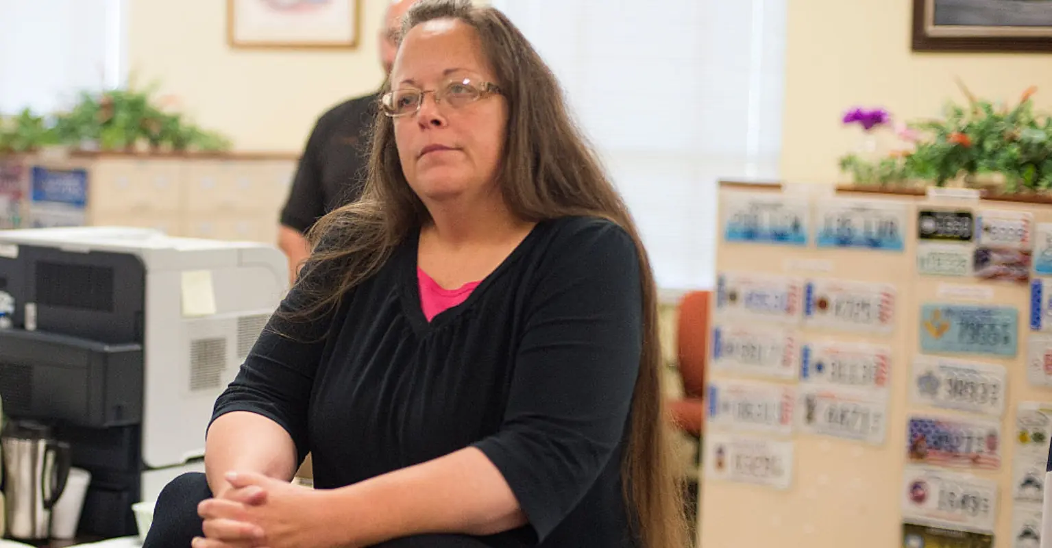 Kentucky clerk Kim Davis ordered to pay additional $260,000 after refusing licenses to same-sex couples