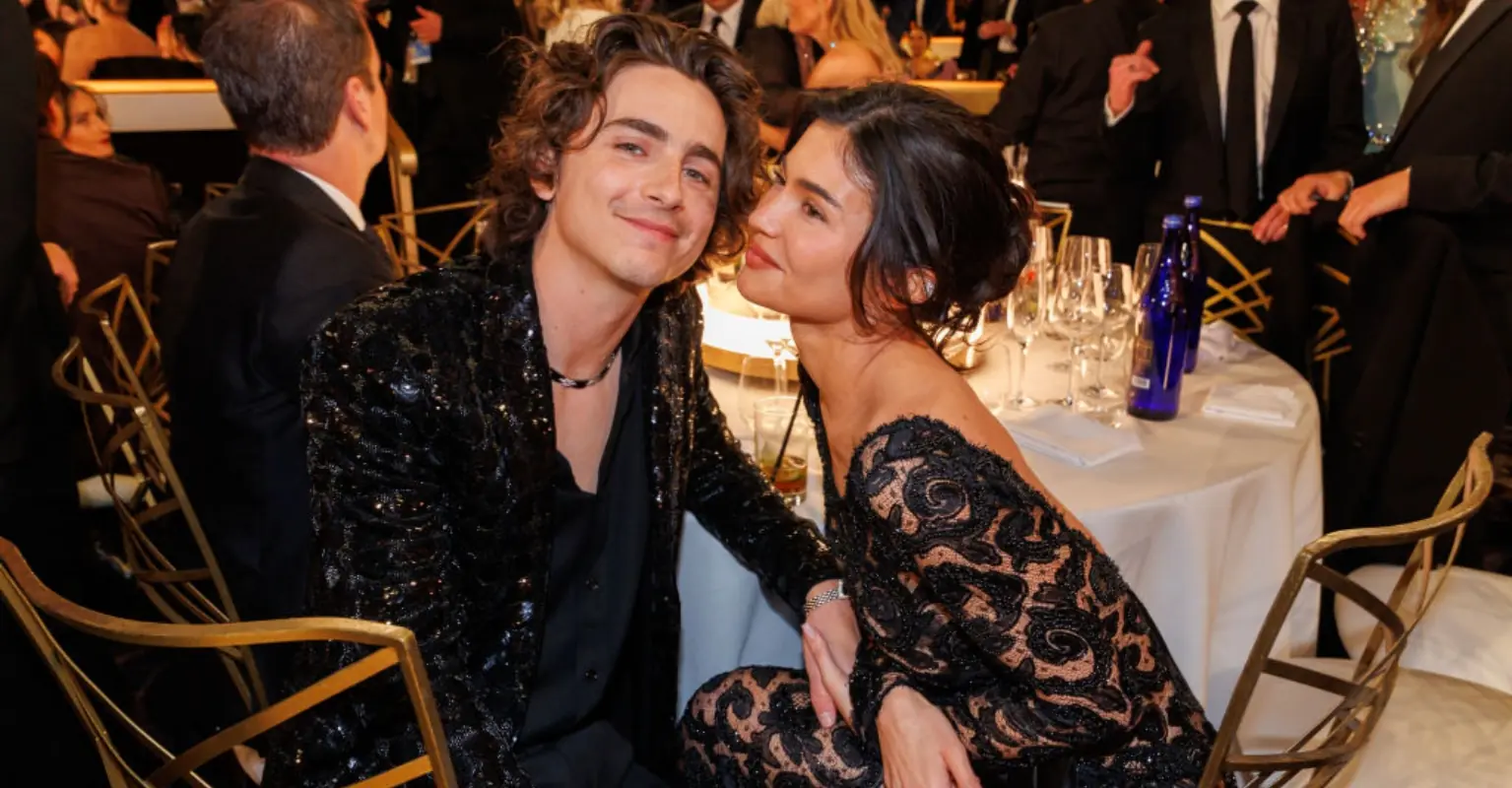 Kylie Jenner and Timothée Chalamet share an intimate kiss at Golden Globes