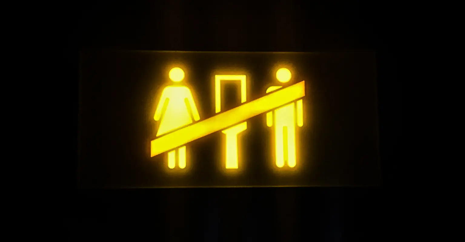 Woman with 'upset stomach' kicked off flight after using the toilet too much