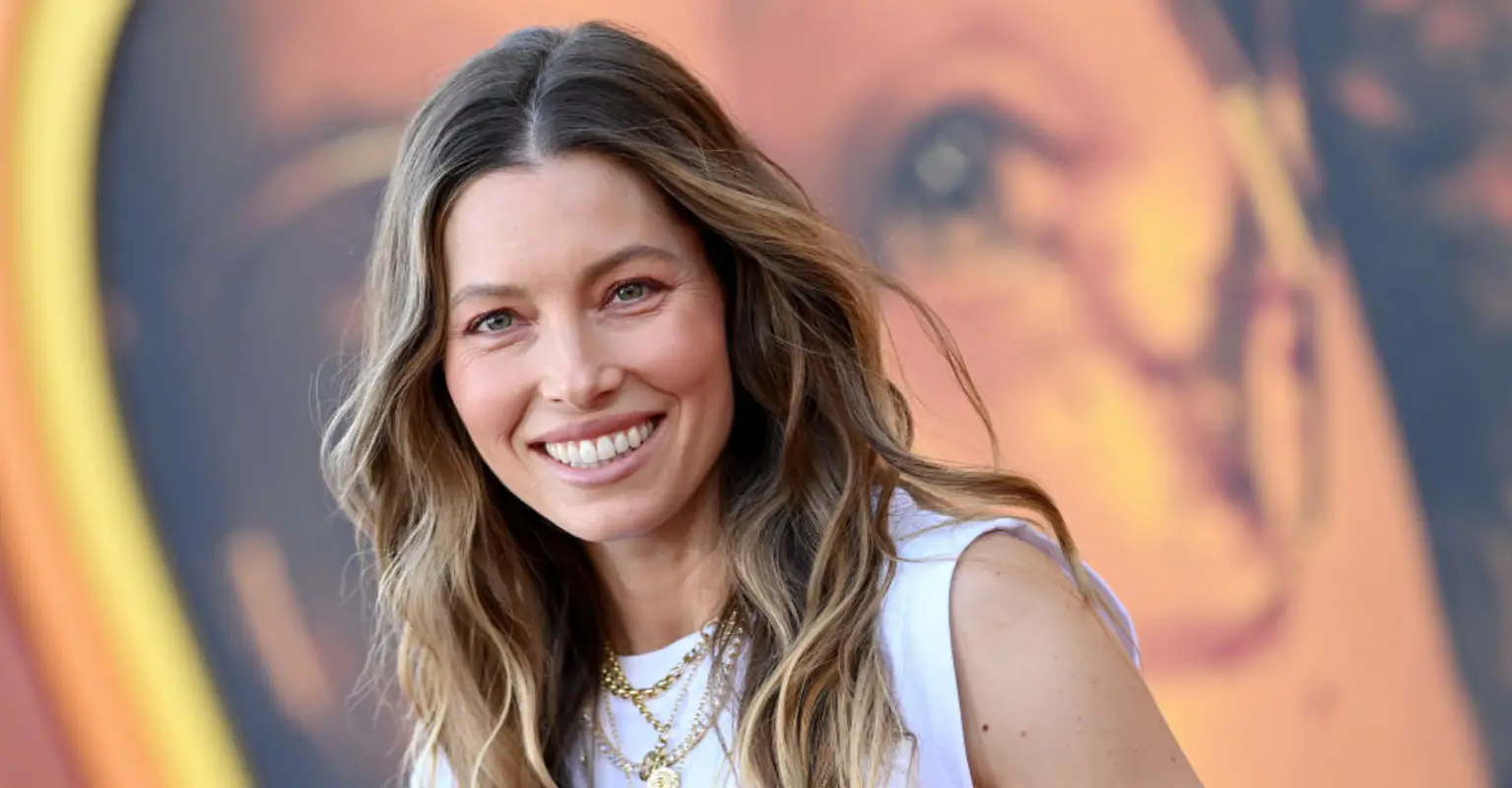 Jessica Biel divides internet as she admits to very strange shower habit