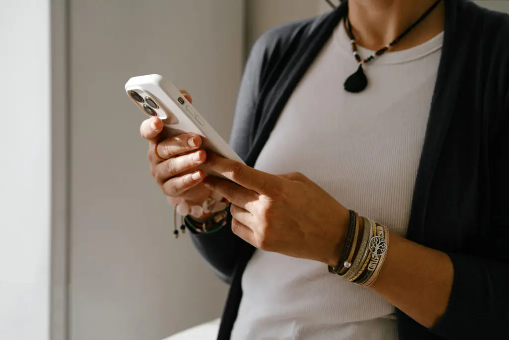 size-large wp-image-1263250104