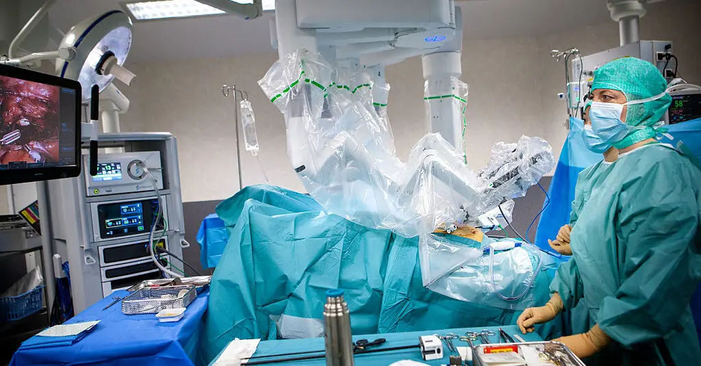 Lawsuit claims woman died after surgical robot burned fatal hole in her body