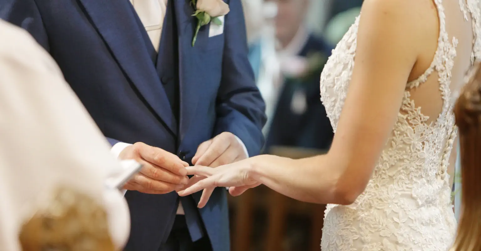 Groom interrupts own wedding to play footage of his bride cheating with her brother-in-law