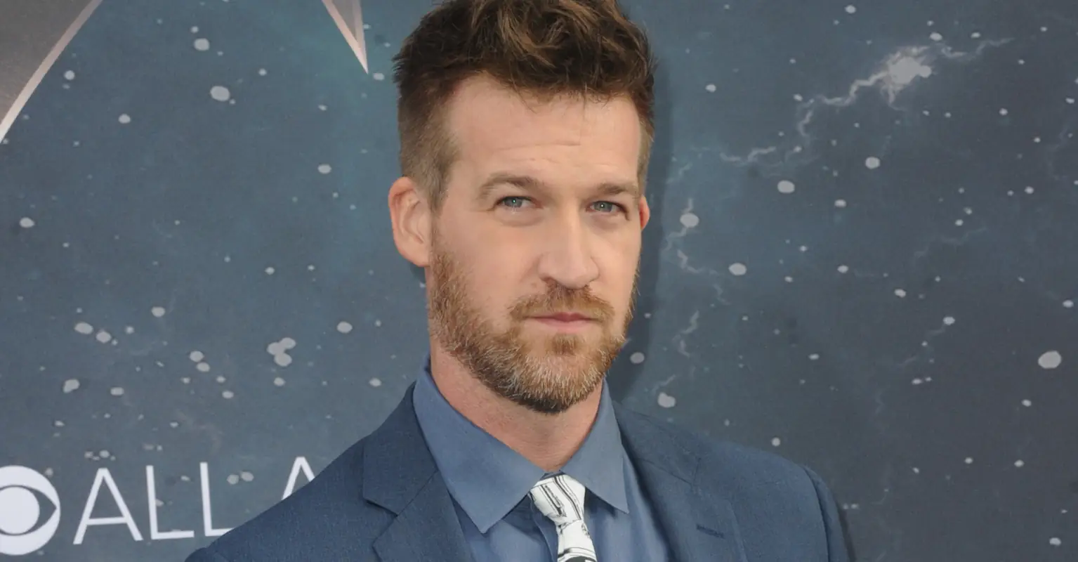 Tributes pour in for 'Captain Marvel' and 'Star Trek' star Kenneth Mitchell after death at 49