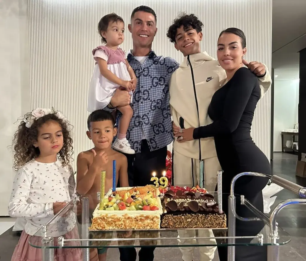 size-large wp-image-1263249362