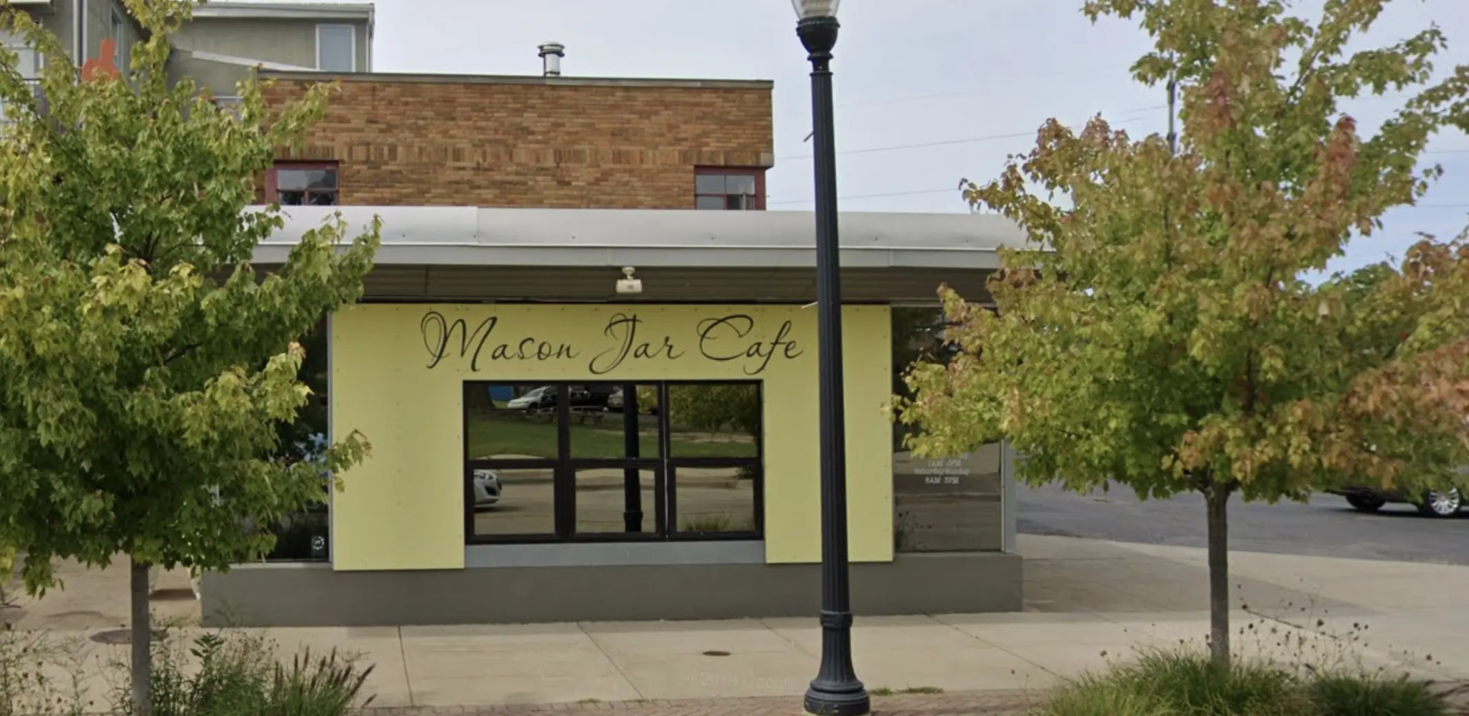 Michigan waitress fired after receiving $10,000 tip