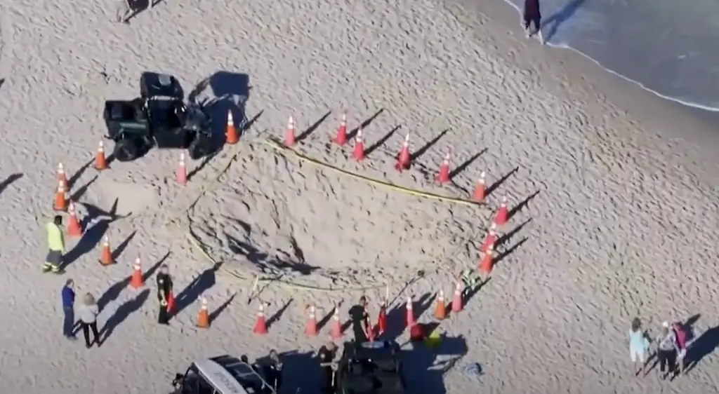 Sand hole
