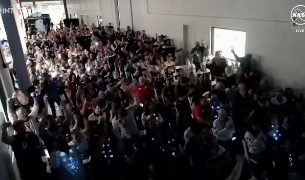 size-large wp-image-1263250174