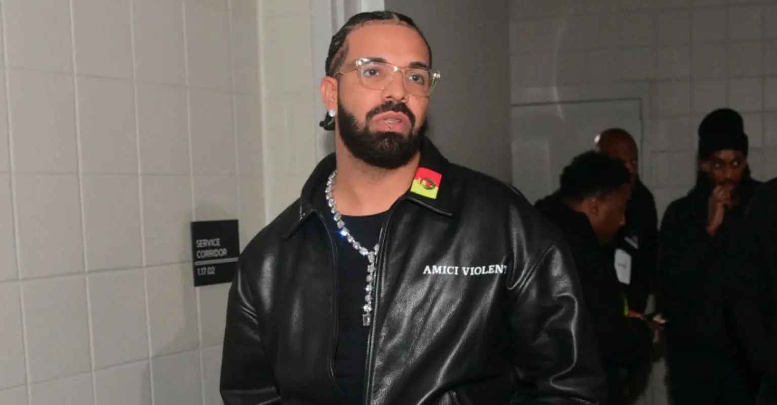 Drake places $1.15 million bet on Kansas City Chiefs to win Super Bowl because he 'can't bet against the Swifties'