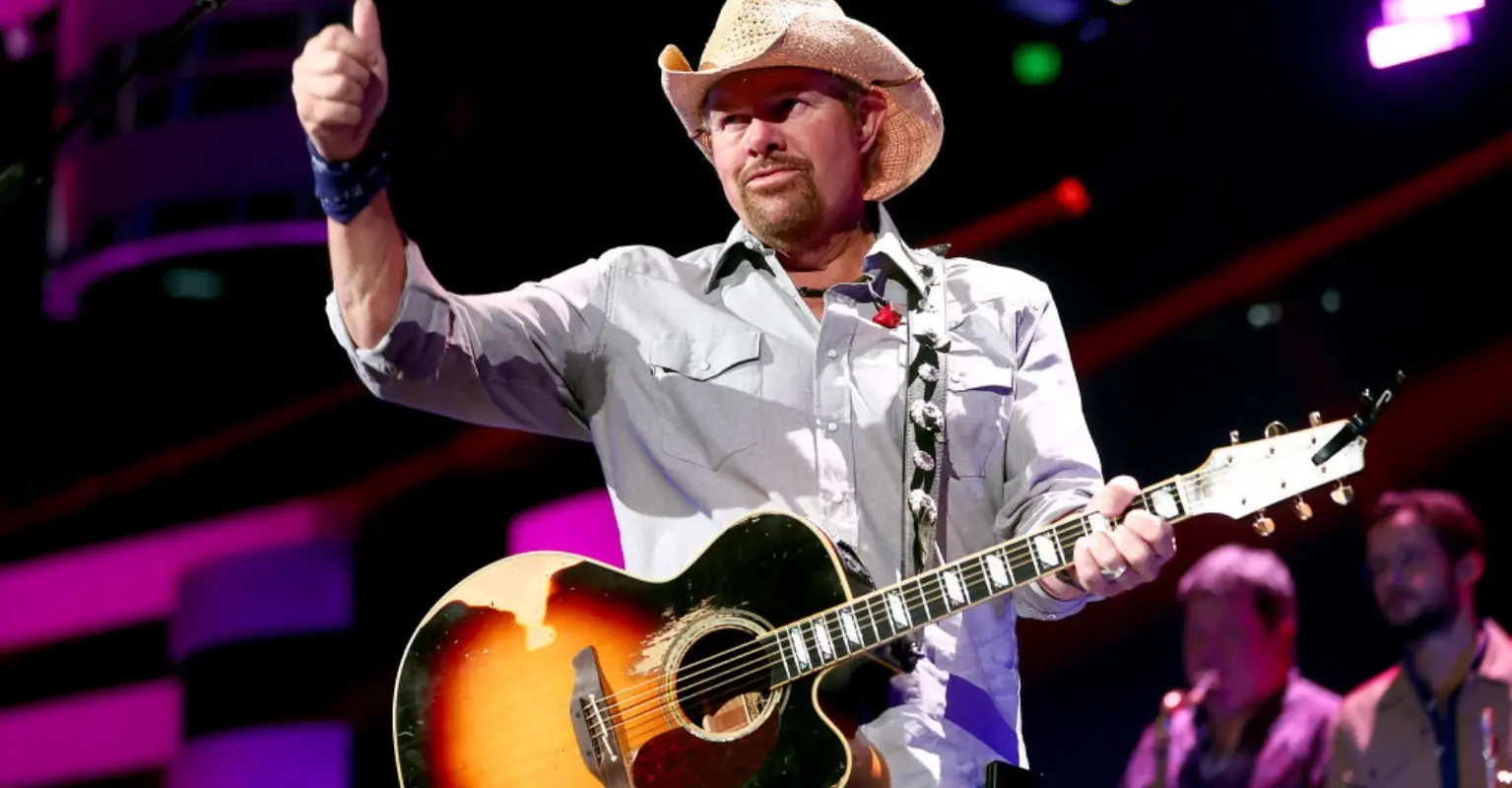 Watch country legend Toby Keith's final ever performance of 'Should've Been A Cowboy'