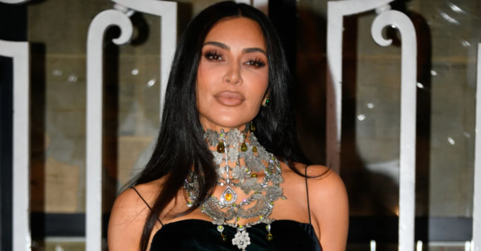 Kim Kardashian called out over 'insane' Instagram photo: 'Let’s set more unrealistic standards for women'