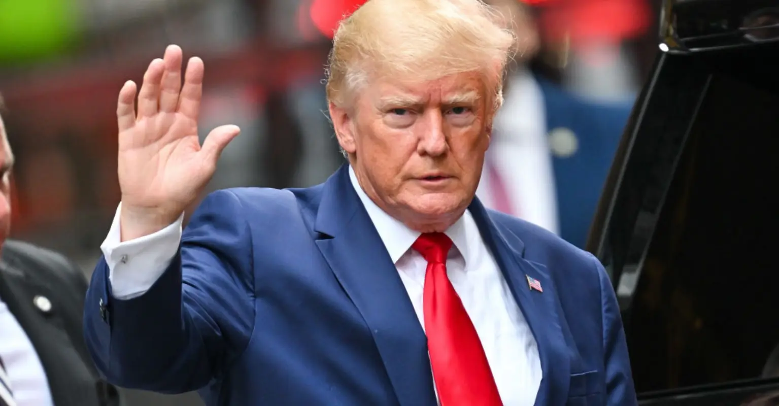 Trump claims that AI was used to make him look fat while golfing