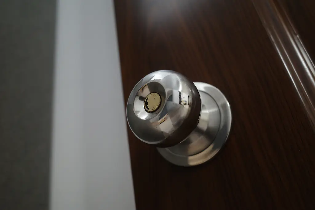 Door lock