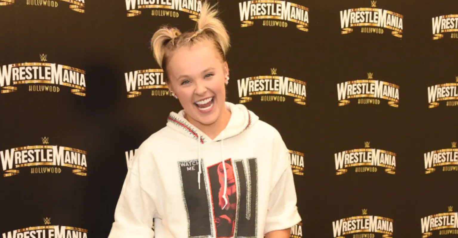 JoJo Siwa addresses 'Karma' controversy: 'I don't know who Brit Smith is.'