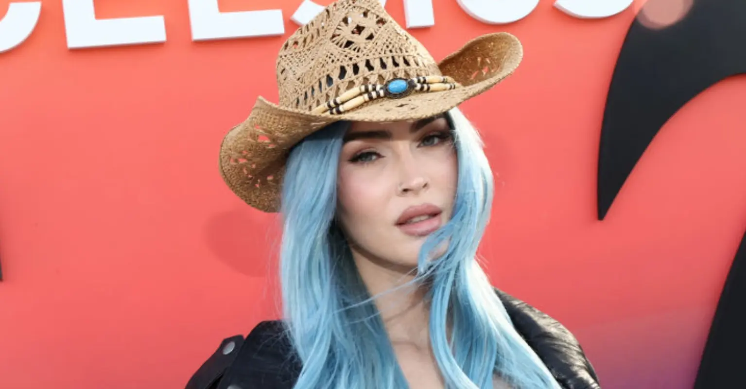 Megan Fox confuses fans as she shares makeup-free selfie