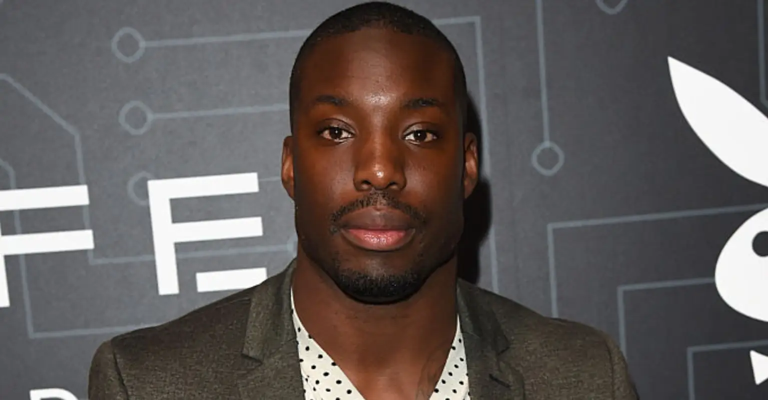 Details of Vontae Davis's final moment revealed in 911 call after NFL star dies aged 35