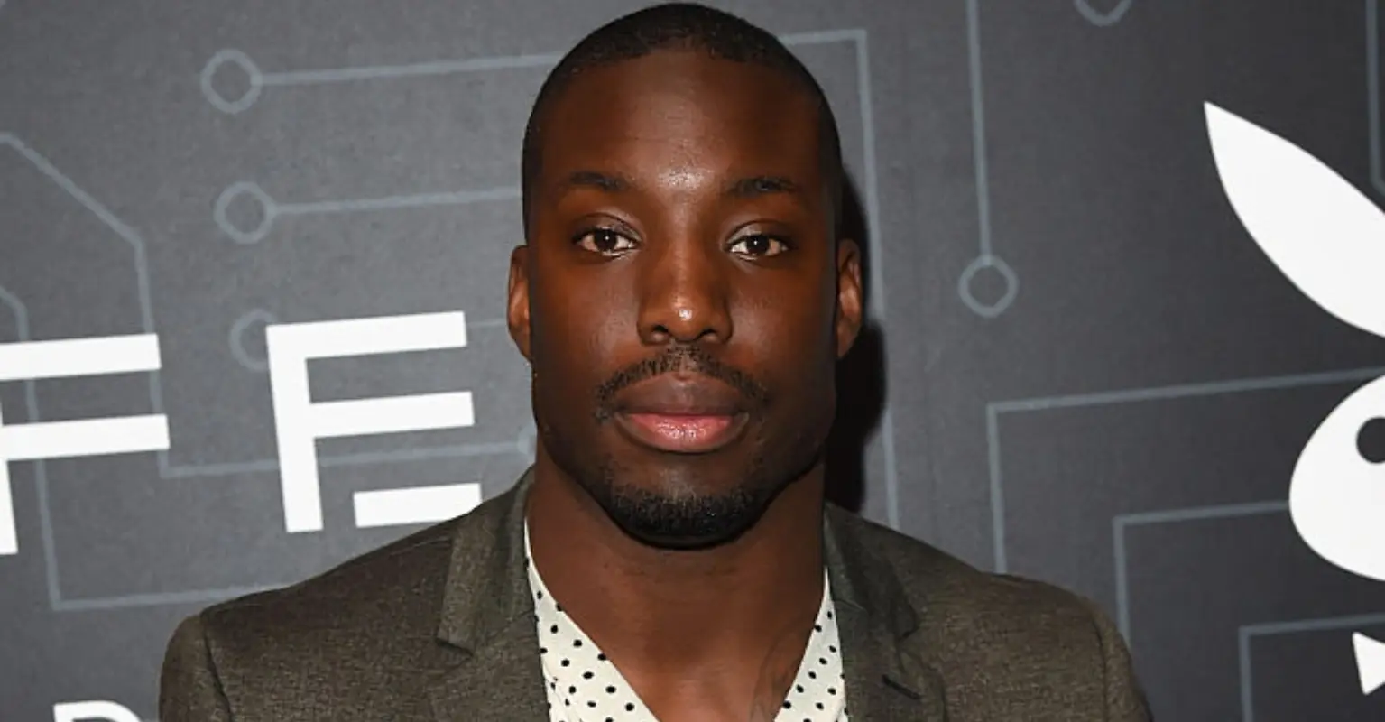 Details of Vontae Davis's final moment revealed in 911 call after NFL star dies aged 35