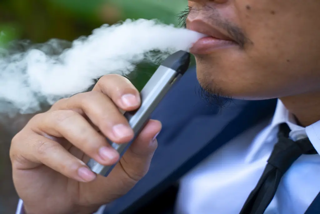 Experts issue urgent warning over 'popcorn lung' as studies show vaping condition cannot be reversed - Article Image 4