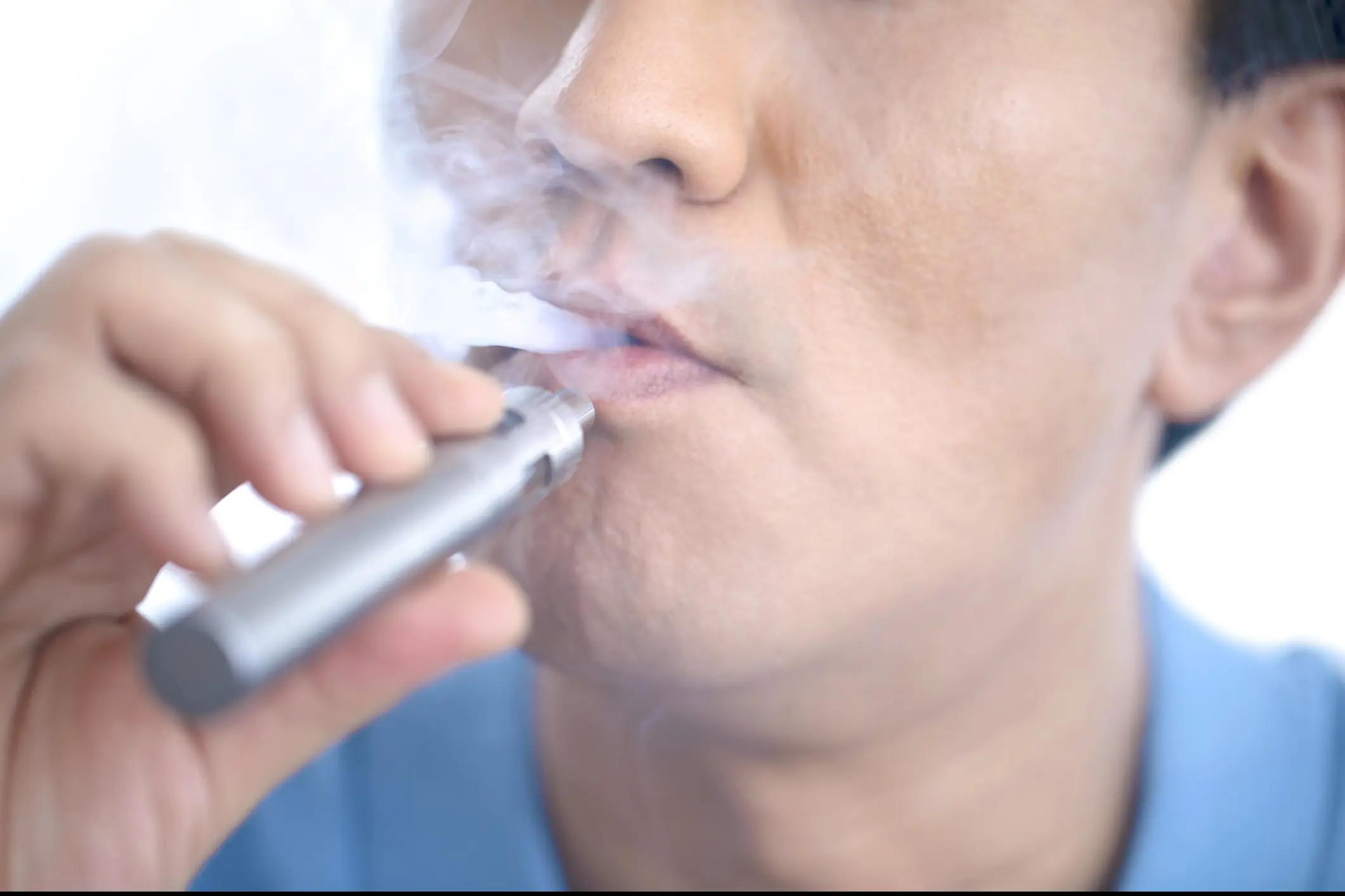 Vaping has serious health implications. Credit: SCIENCE PHOTO LIBRARY / Getty