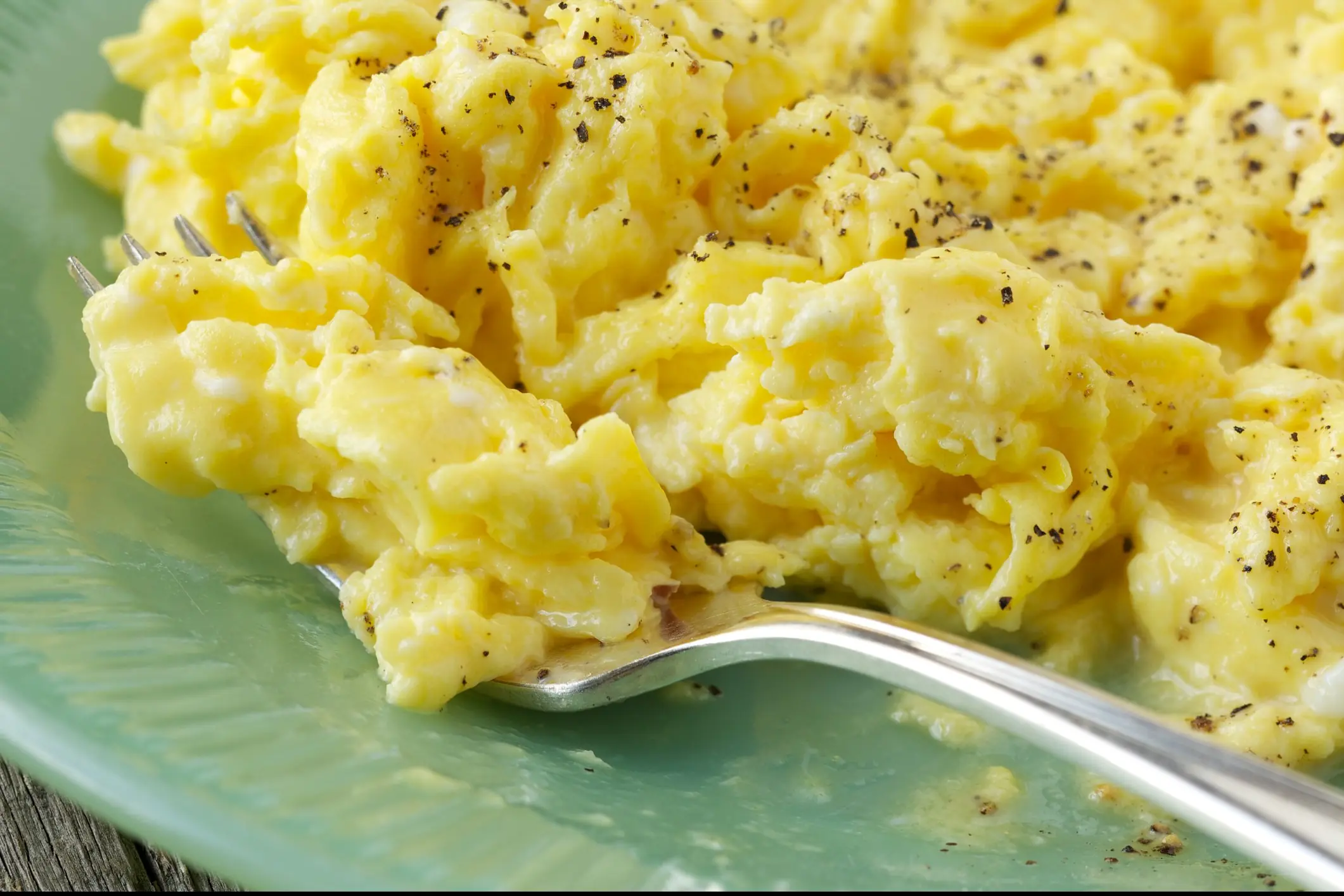 Be careful with those scrambled eggs! Credit: billnoll / Getty