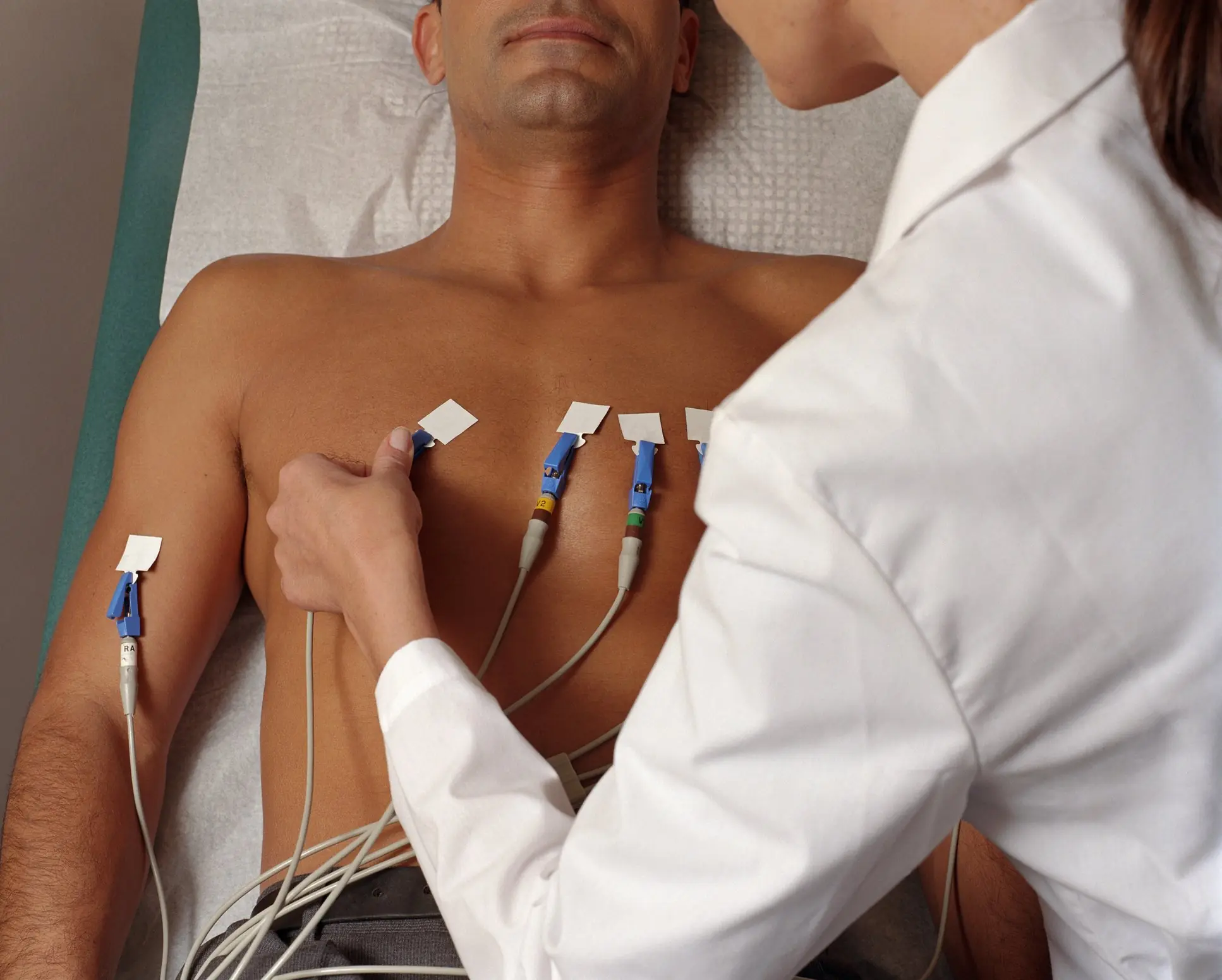 Prompt treatment is crucial when experiencing heart attack symptoms. Credit: PM Images/Getty Images 