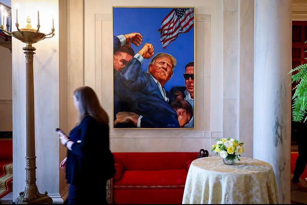 A painting depicting the same image as the trading card also hangs in the White House. Credit: Win McNamee/Getty Images
