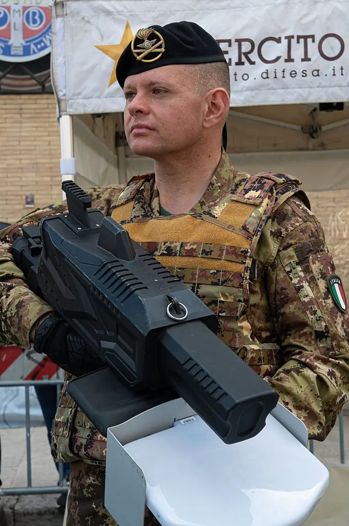 A member of the Italian Army with an anti-drone rifle . Credit: NurPhoto / Getty