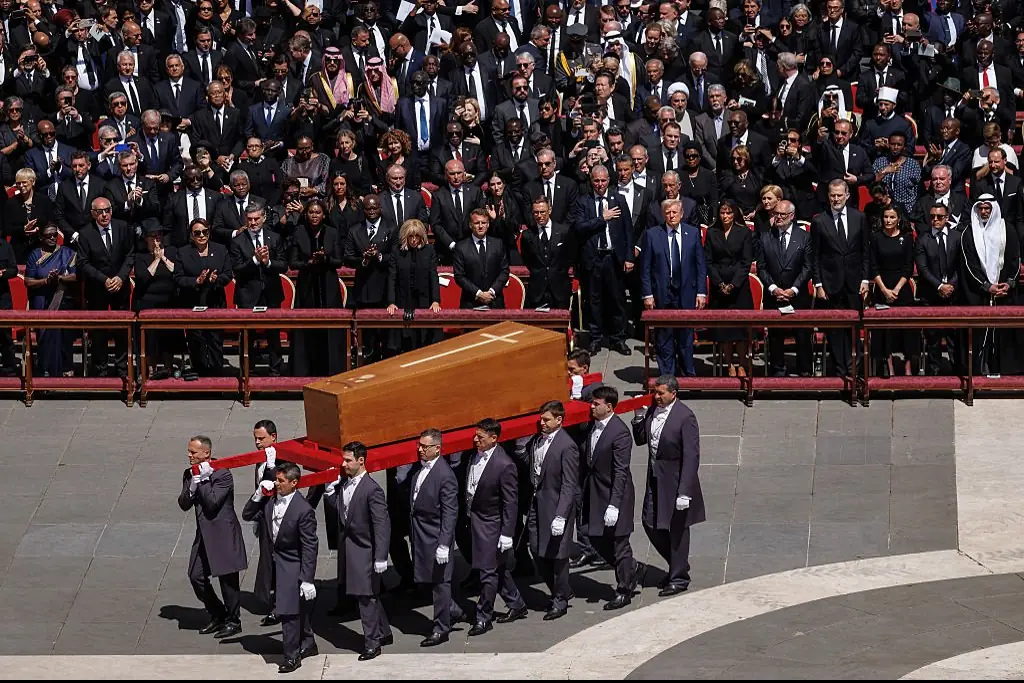 Despite being told not to take photos, many people still did. Credit: Dan Kitwood / Getty