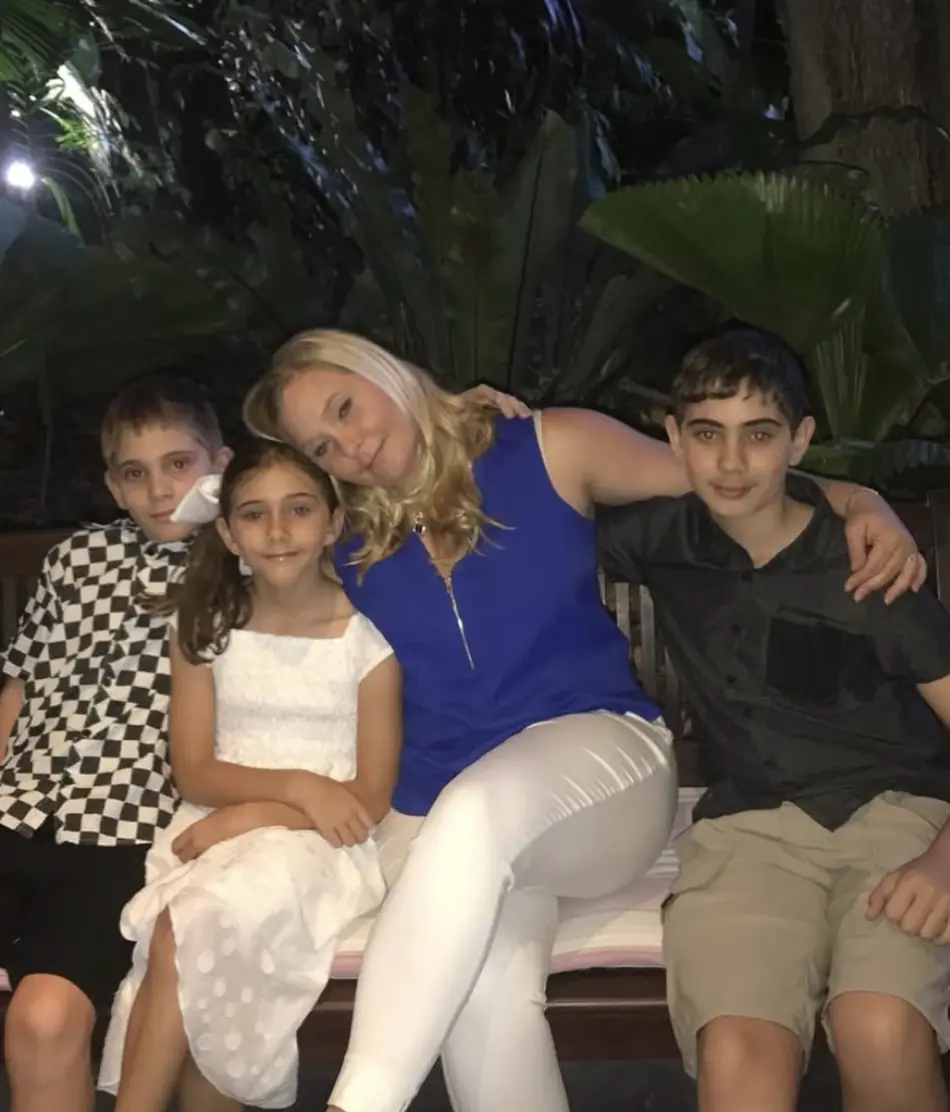 Virginia with her children. Credit: Instagram/@virginiarobertsrising11