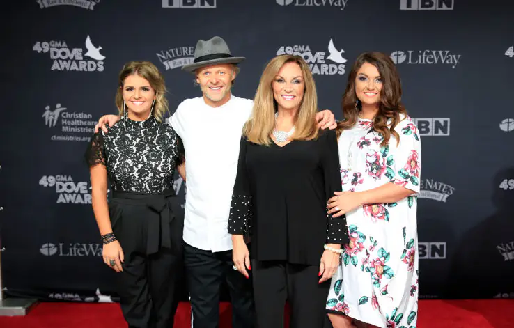 The Nelons shared heartbreaking final video standing alongside plane just moments before fatal crash