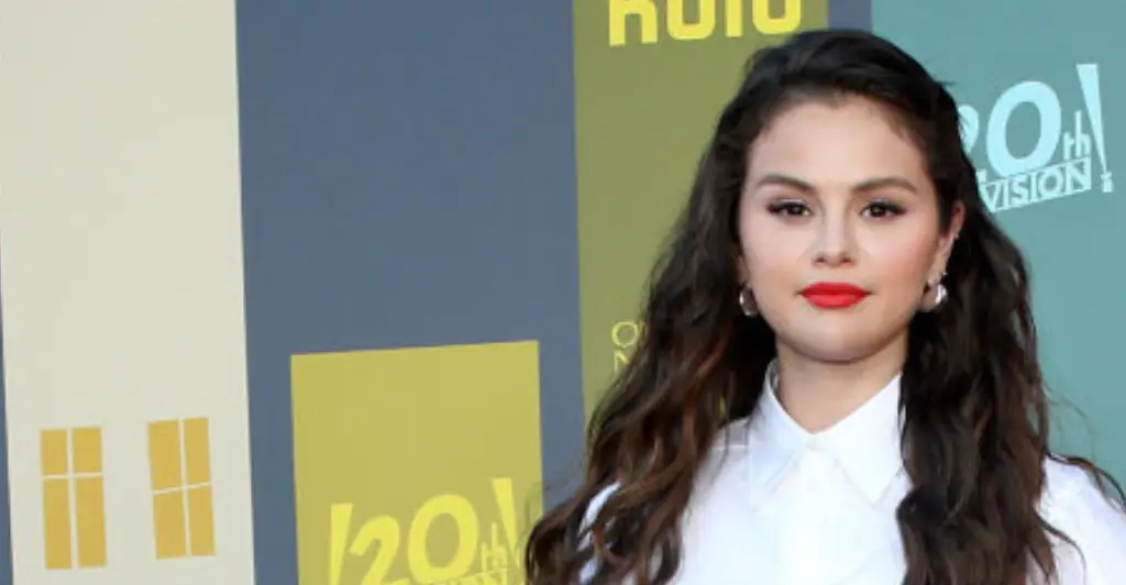 Selena Gomez sparks debate after posting raunchy snap of Benny Blanco touching her chest: 'If it’s intimate, why are we seeing it?'